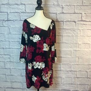 White House Black Market Size XL Black Floral Print Top 3/4 Sleeve